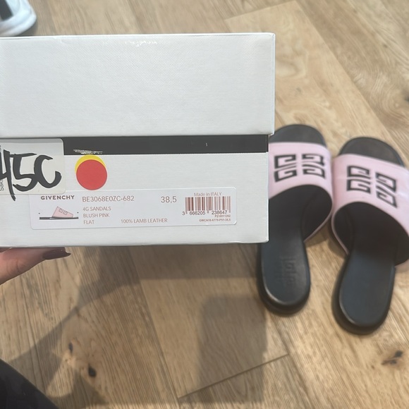 Givenchy Pink 4G Cut-Out Sandals; Box & 2 Dust Bags - Picture 10 of 12